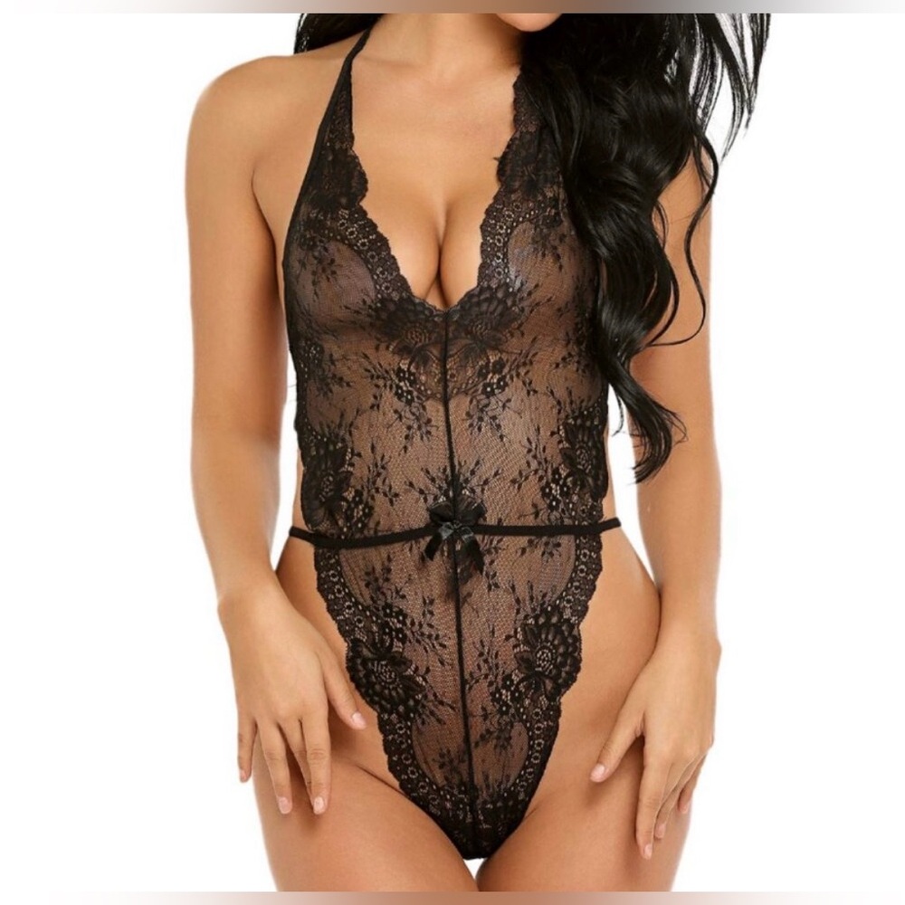 🖤 New 🖤 Black Lace Halter Lingerie Size Small 🖤